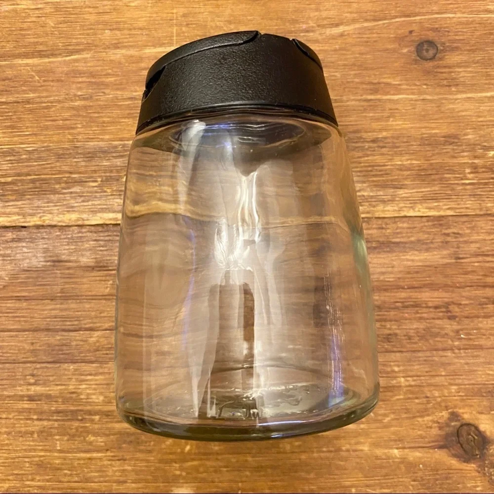 Glass 5oz Spice Jar with Black Lid